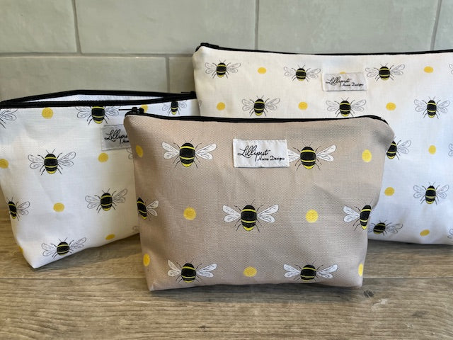 White Bumble Bee Make up bag