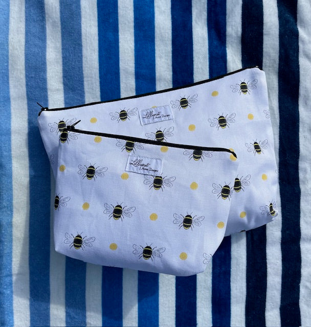White Bumble Bee Make up bag